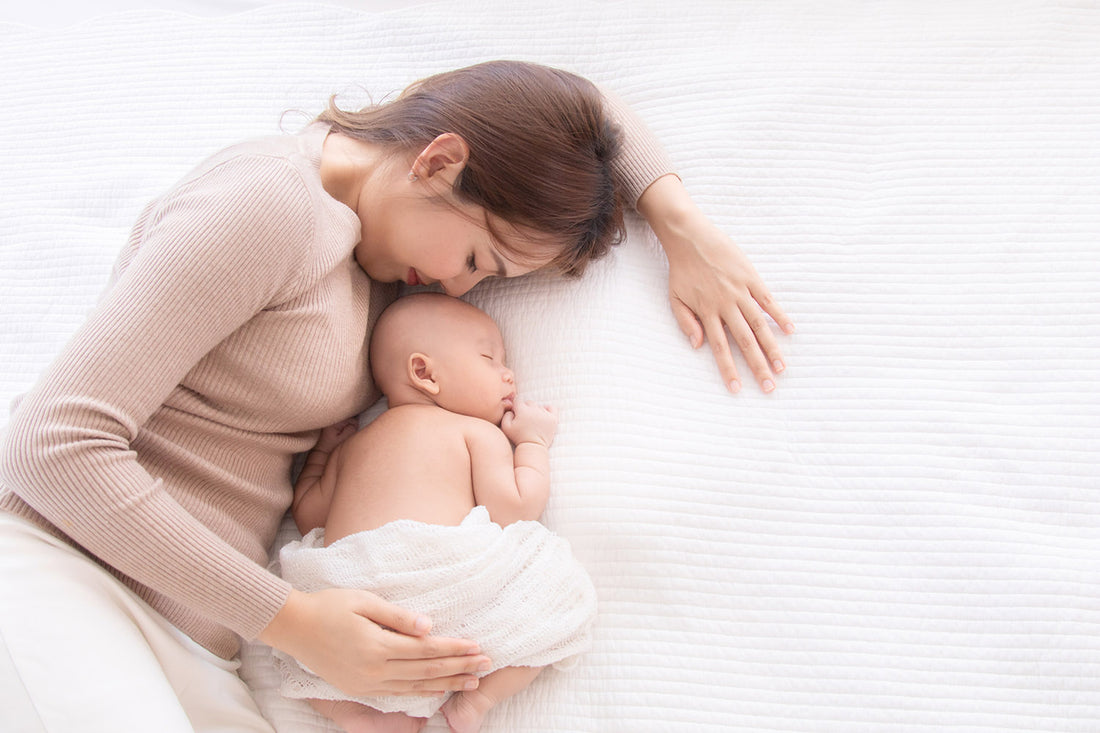 3 Reasons To Try Dangle-Feeding Your Baby